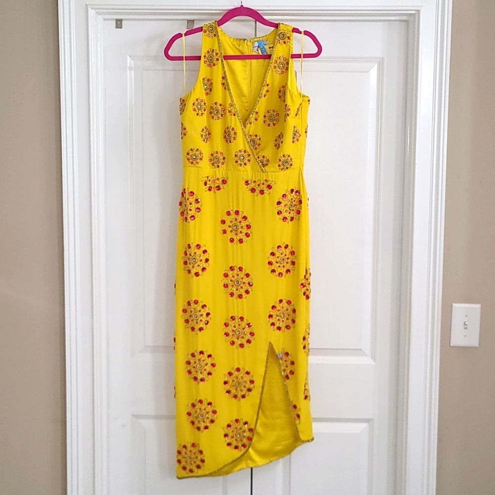 Virgos Lounge gorgeous yellow dress